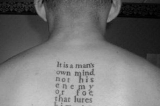 Choisir une phrase tatouage en anglais : idées, inspirations et significations